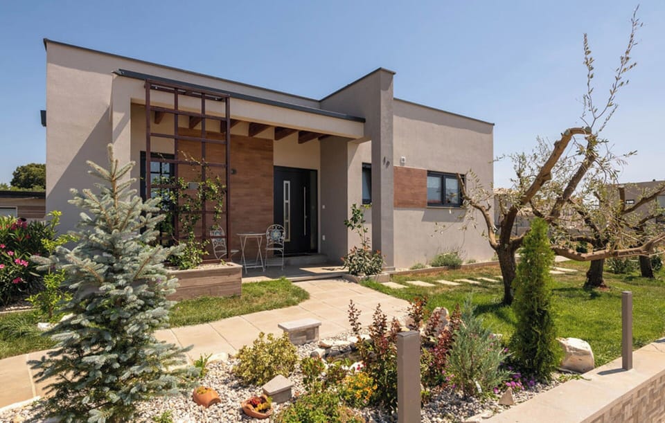 House | Garden