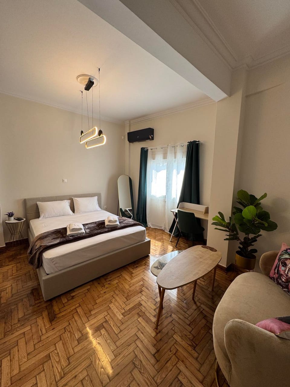 Apartment | 1 bedroom, desk