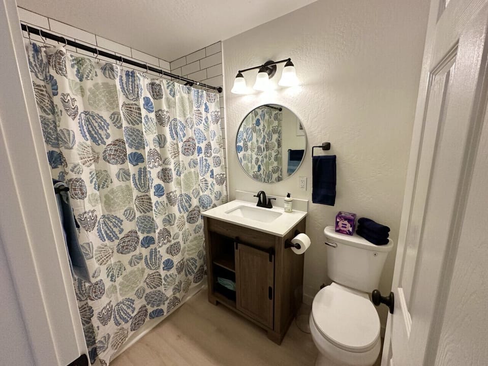 Bathroom2