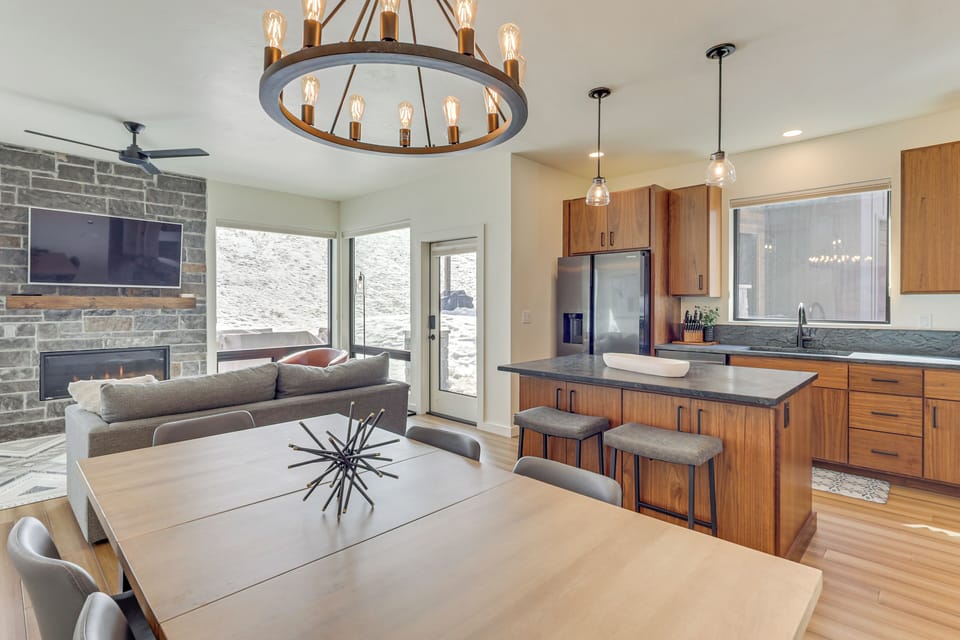Dining Area | 1st Floor