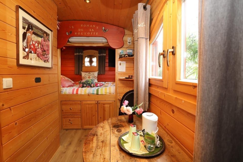 Double Room, Ensuite (Roulotte)