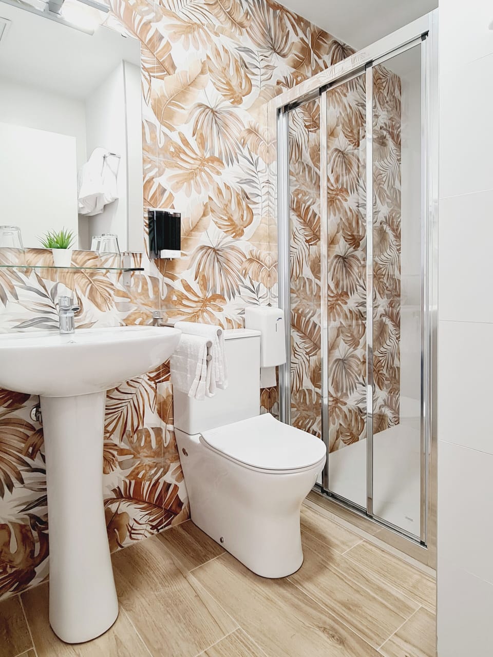 Double Room, Private Bathroom | Bathroom | Shower, hair dryer, towels, soap