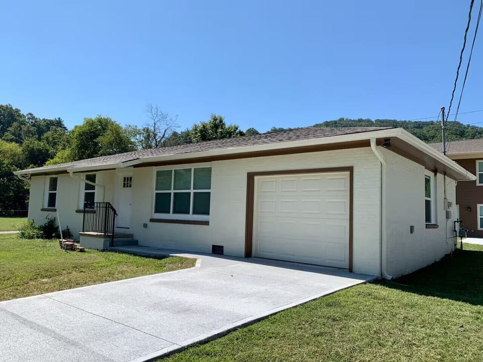 Exterior of 3 Bed | 2 Bath Home