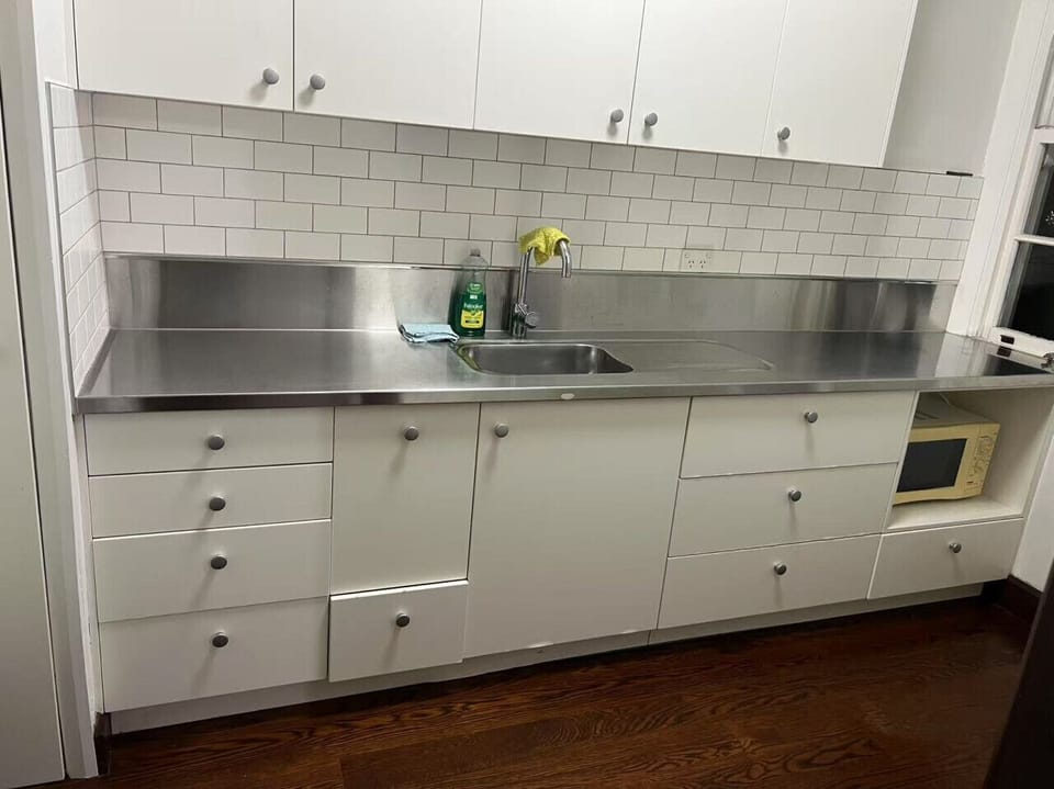 Apartment | Private kitchen | Electric kettle, toaster