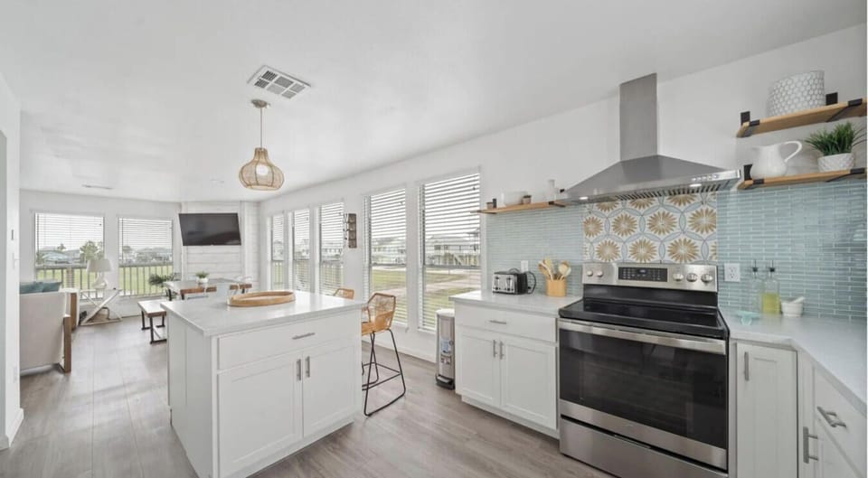 Welcome to Just Beachy by BeachBox