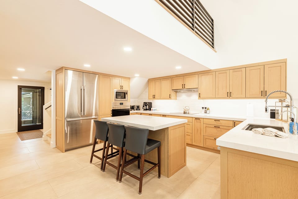 Chef's kitchen and entry