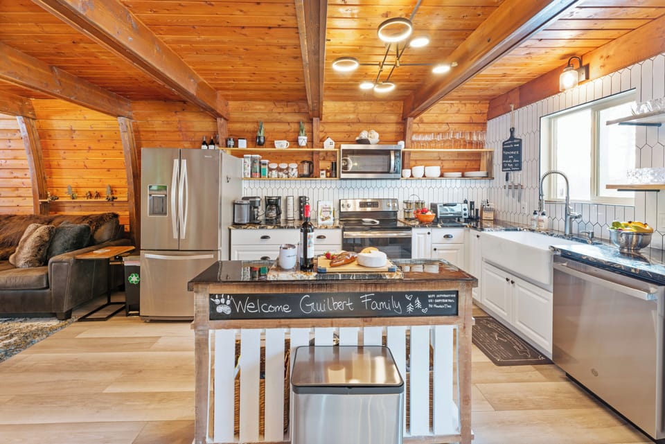 Completely Remodeled Mountain Chalet | Main Level