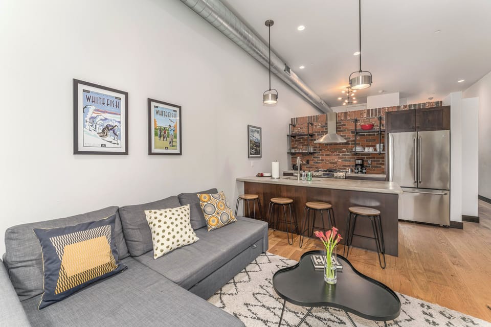 Comfortable seating for 4 in living room | Main Level