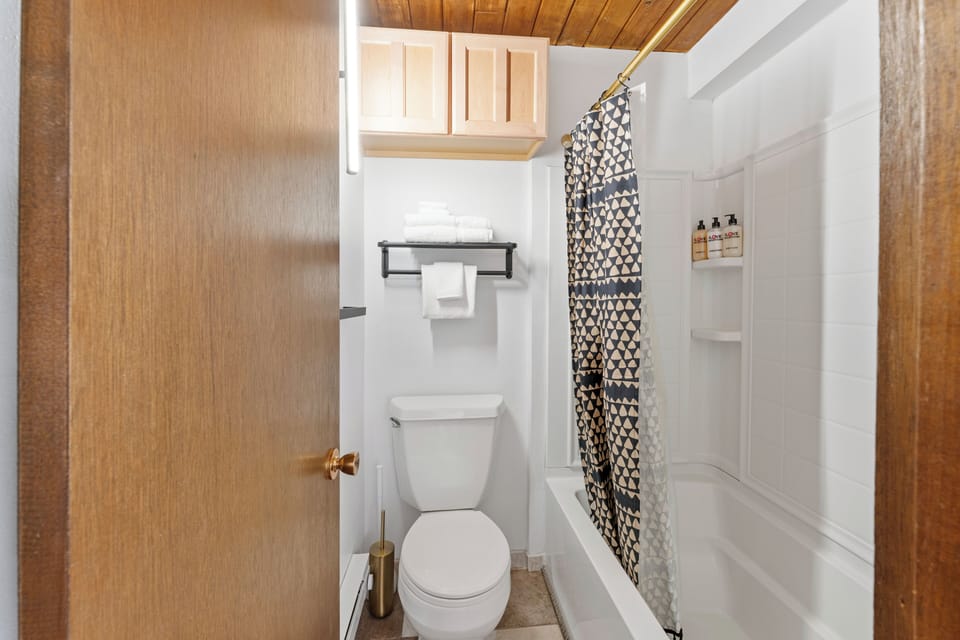 Bathroom with Tub/Shower Combo | Main Level