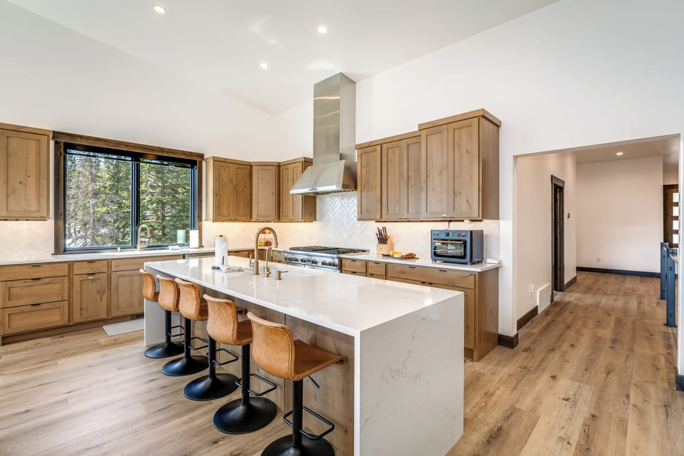 Fully Equipped Open Kitchen with High End Appliances! | Main Level