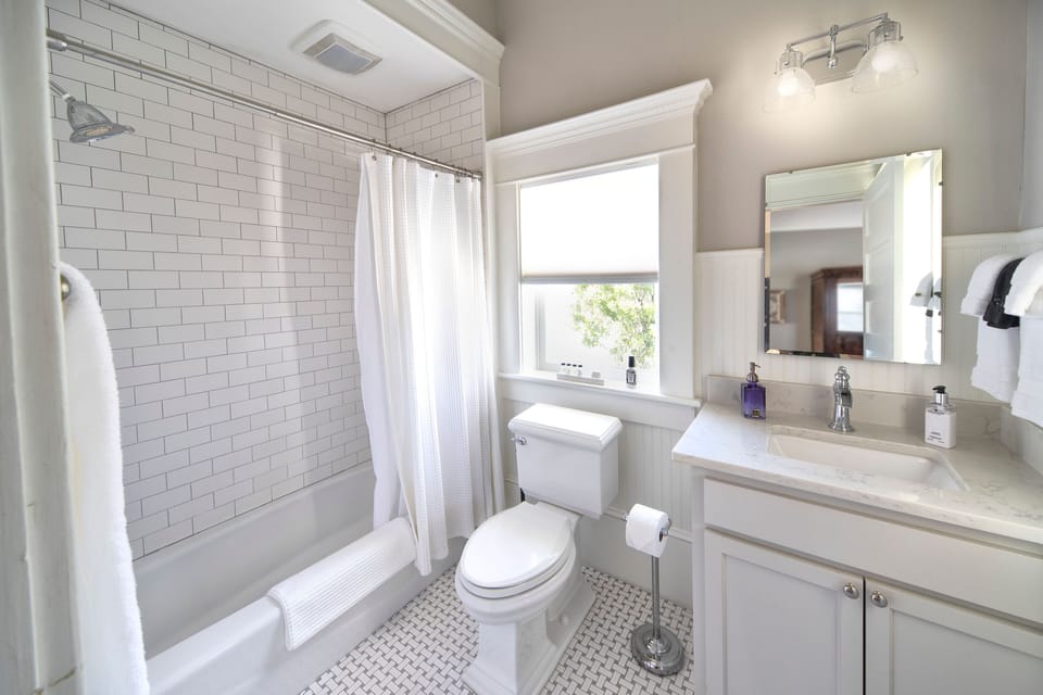 Room, Private Bathroom (Katy Limited) | Bathroom | Designer toiletries, hair dryer, towels, soap