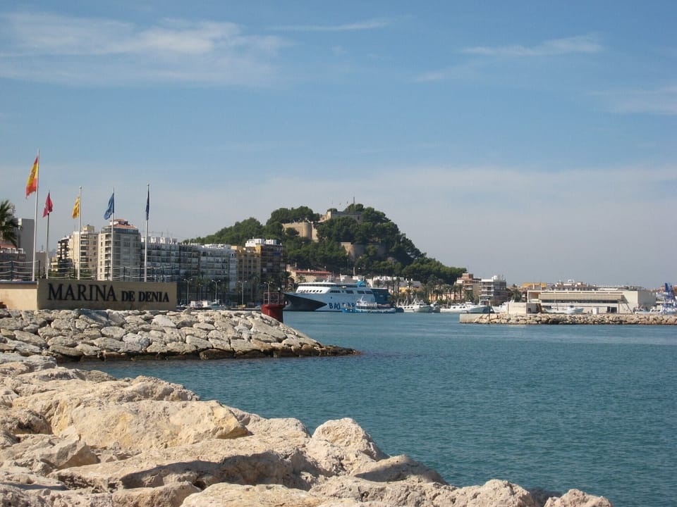 Region [summer] (>5 km)