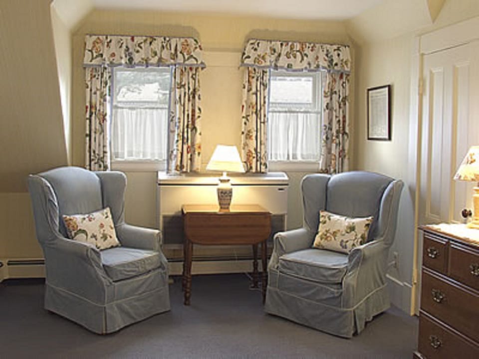 Premium bedding, desk, blackout drapes, iron/ironing board