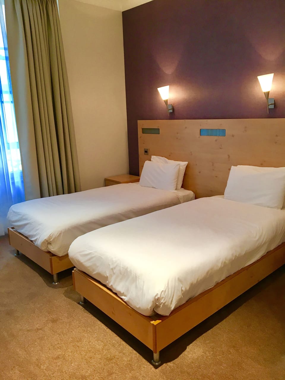 Twin Room, 2 Twin Beds | Premium bedding, iron/ironing board, free WiFi, bed sheets