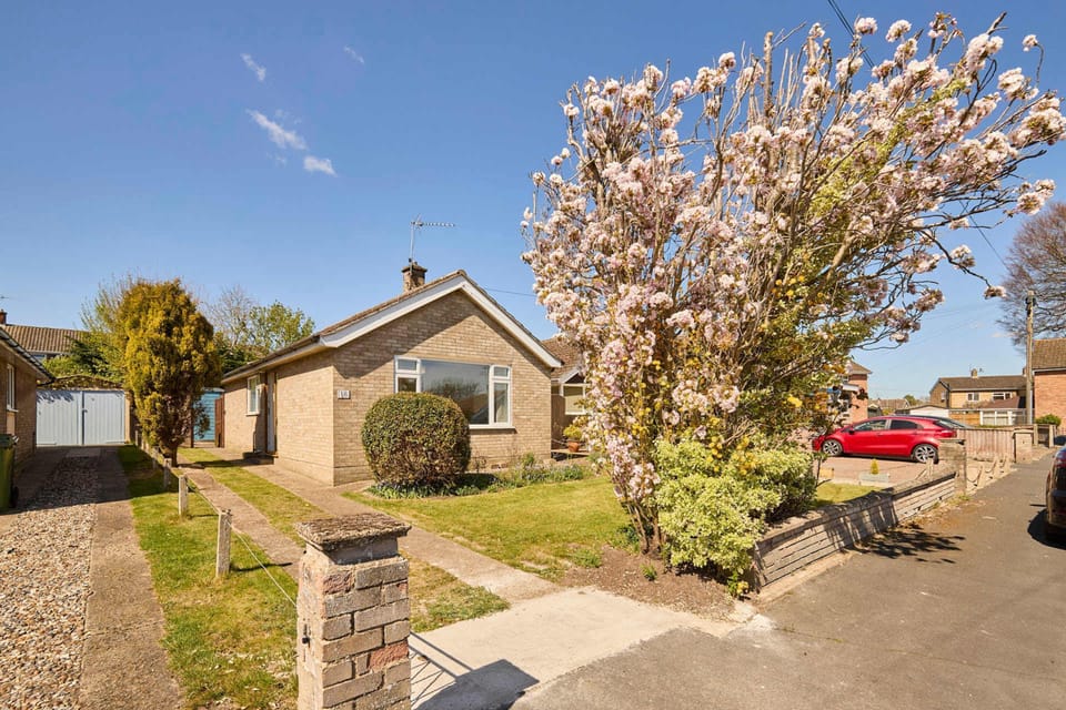 House, Accessible | 2 bedrooms, desk