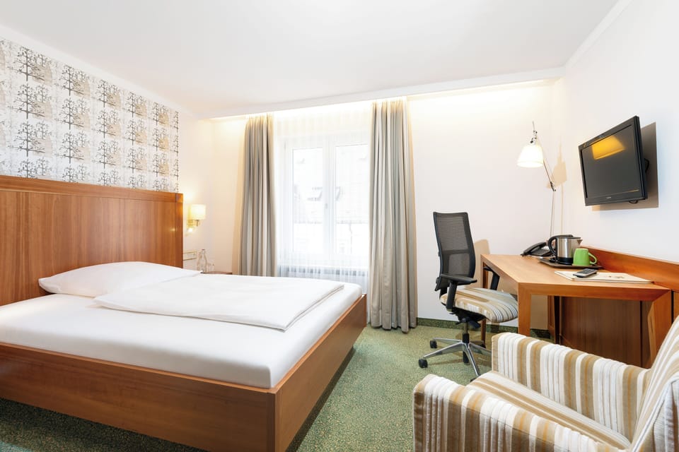 In-room safe, desk, laptop workspace, soundproofing
