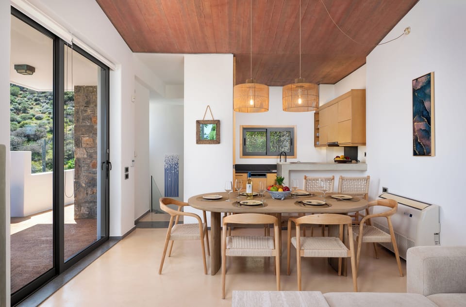 Dining & Kitchen