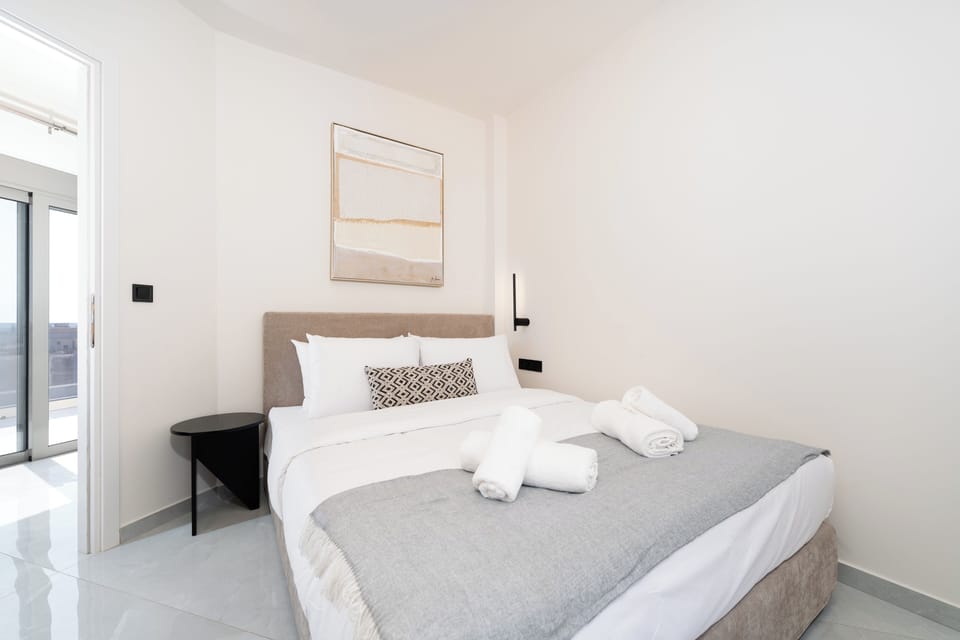 Panoramic Apartment, City View | 1 bedroom, in-room safe, individually decorated, individually furnished