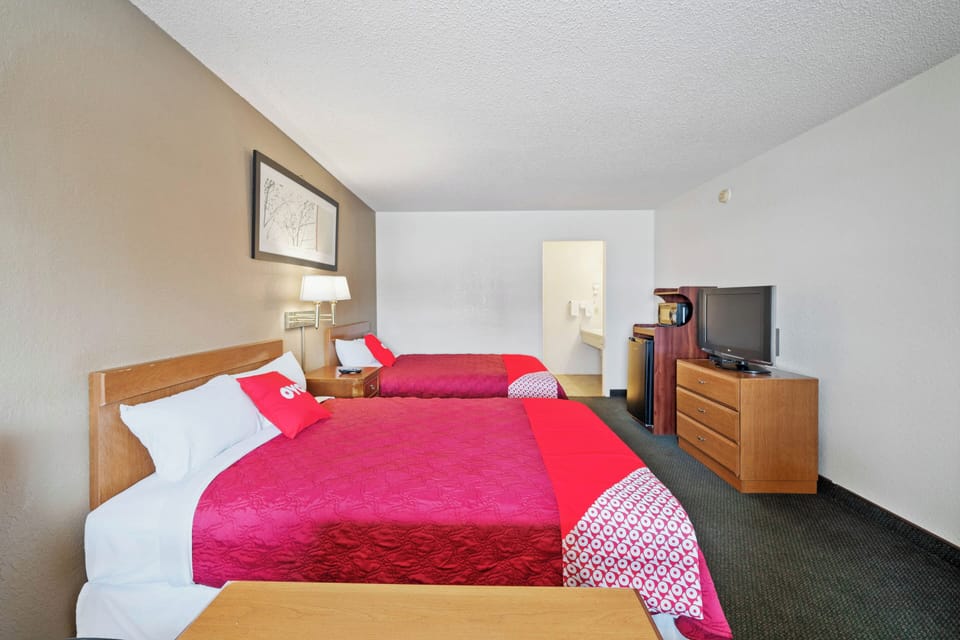 Room, 2 Queen Beds | Desk, iron/ironing board, free WiFi, bed sheets
