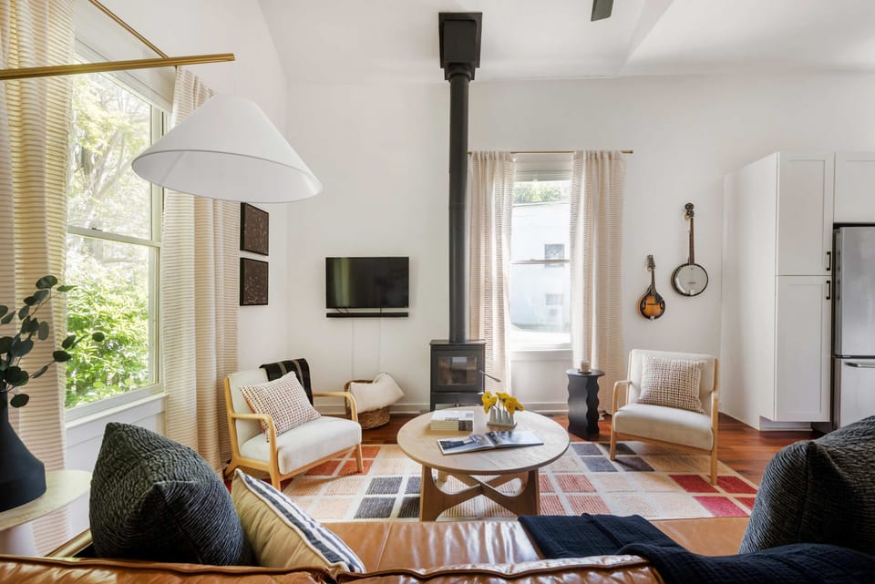 07 Living Area