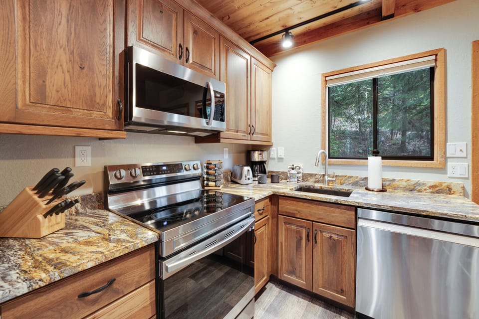 Fully Equipped Kitchen Area | Main Level