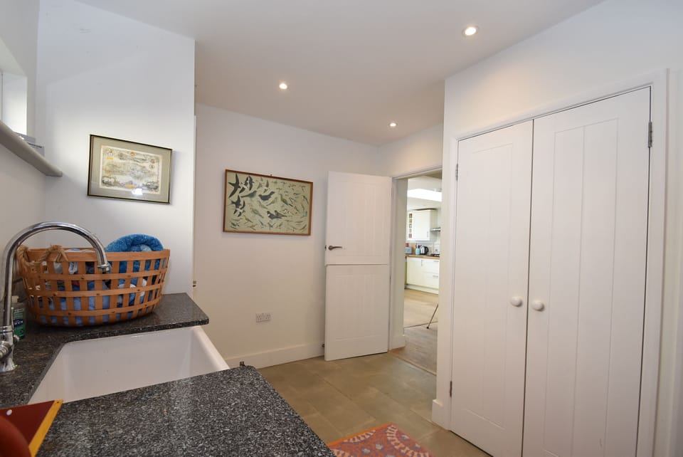 Family House, Garden View | Laundry