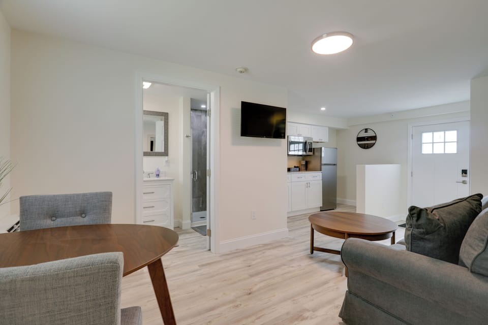 Apartment (1 Bedroom) | Interior