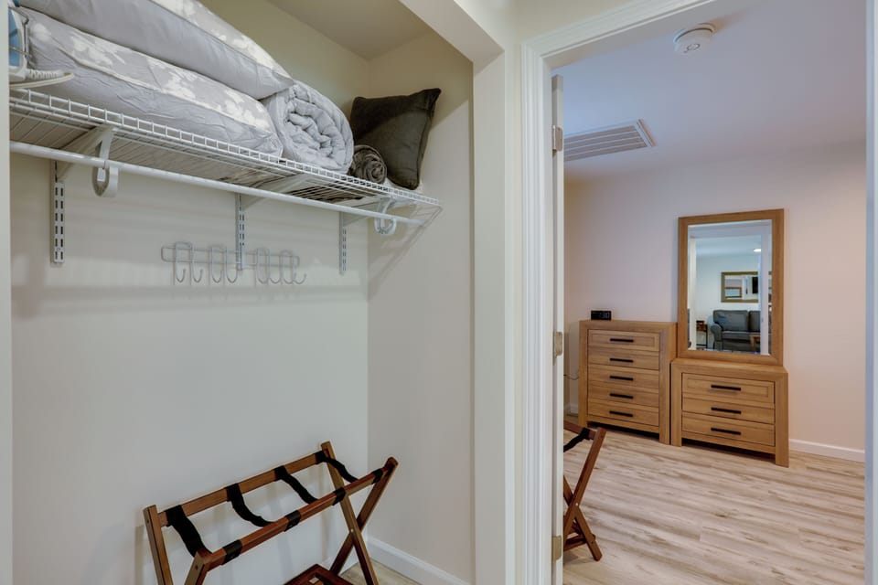 Apartment (1 Bedroom) | Interior