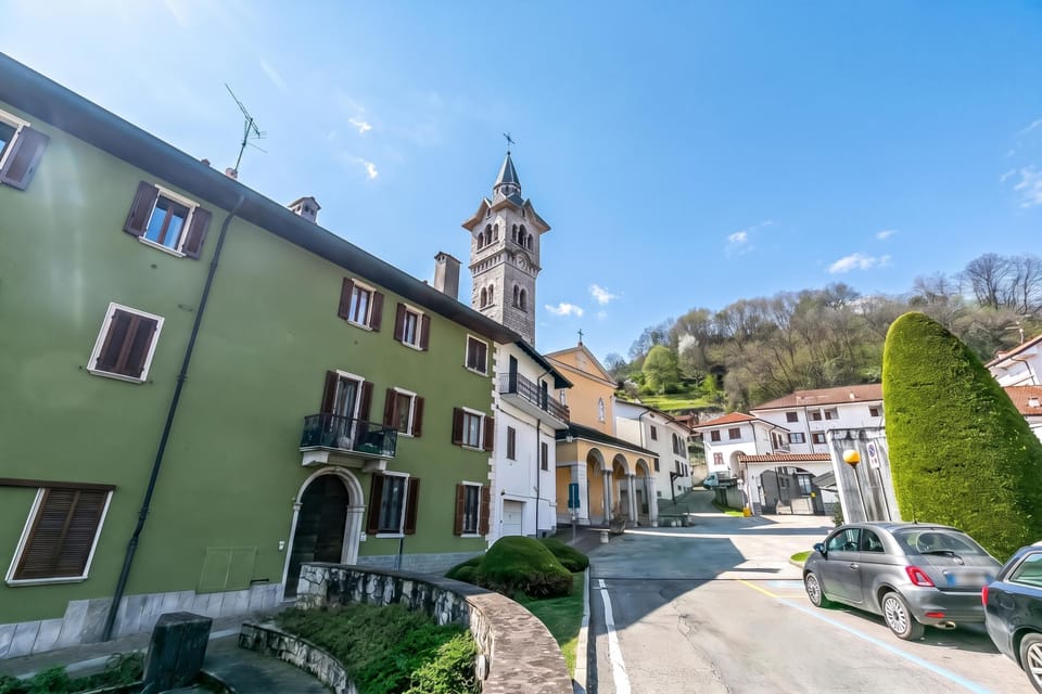 Family Apartment, 2 Bedrooms, Microwave (Old Pella: 100m to Lake Orta, Terrace) | Parking | Car required