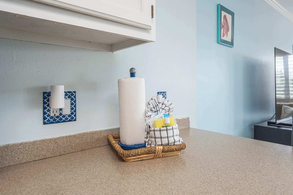 The open, airy kitchen offers ample space & every home comfort