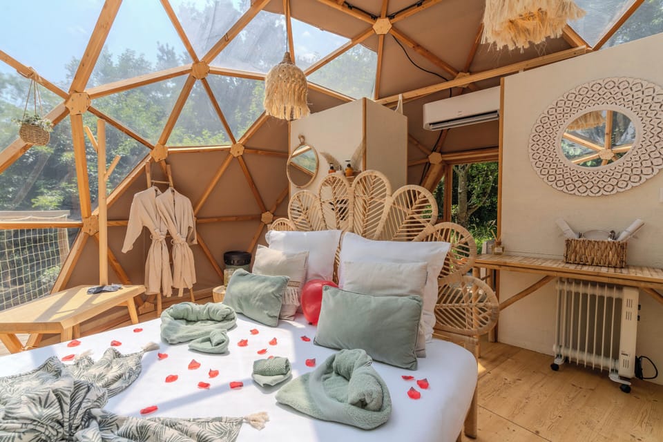 Dome Guatape | Blackout drapes, iron/ironing board, free WiFi