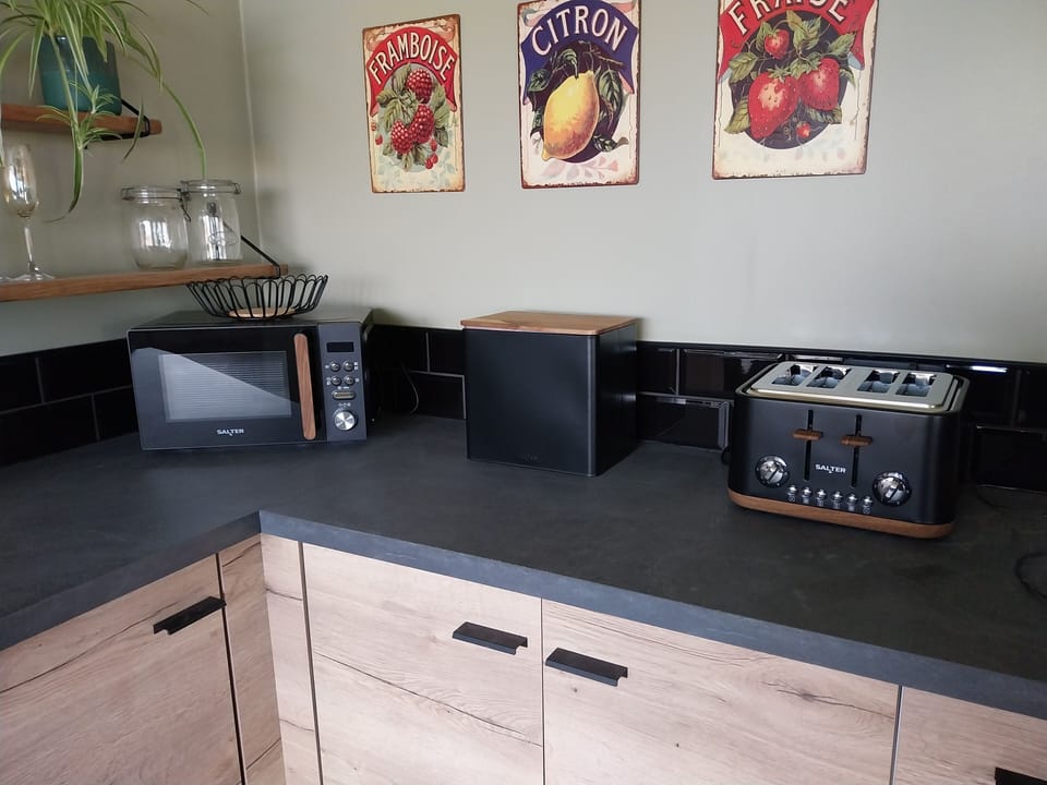 Kitchen facilities