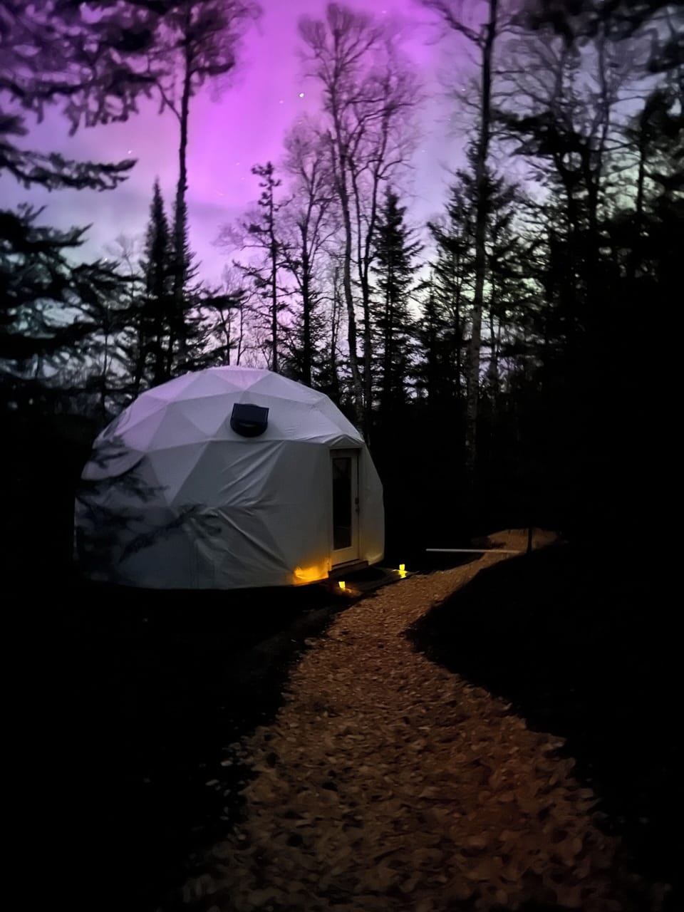 Northern lights at the Lena dome