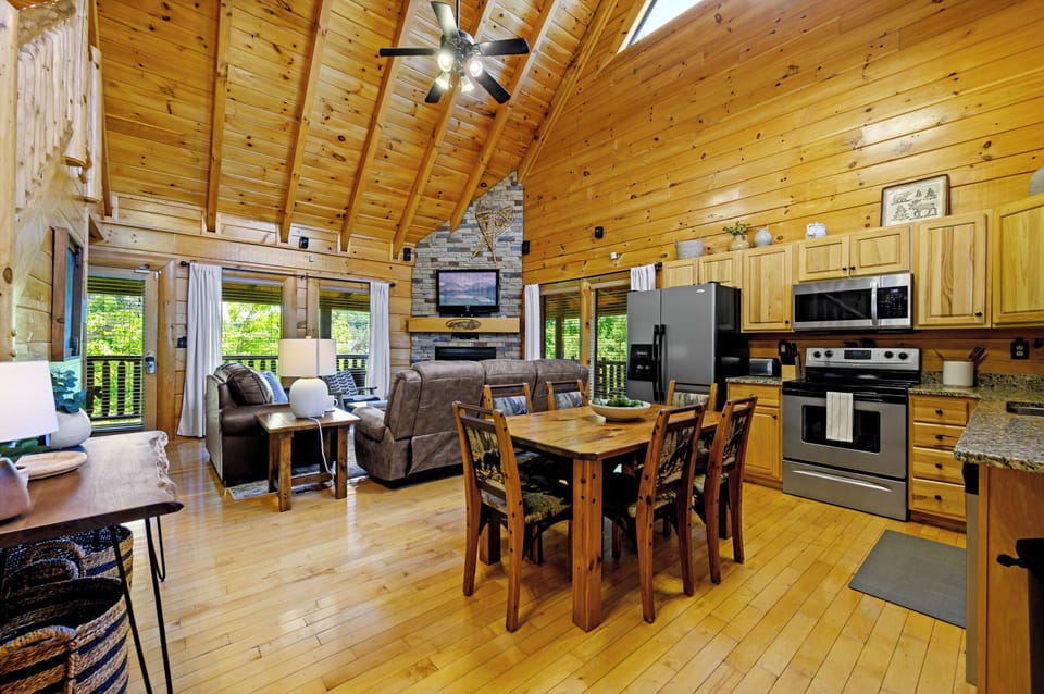 Dinning room table