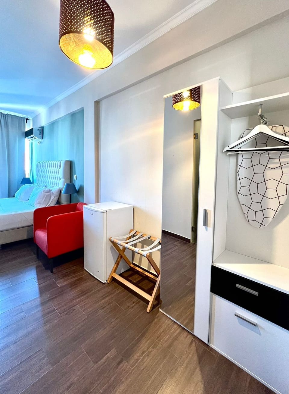 House, Smoking | 2 bedrooms, desk