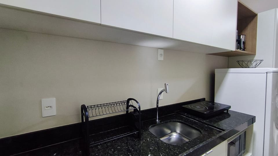 Deluxe Apartment | Private kitchen