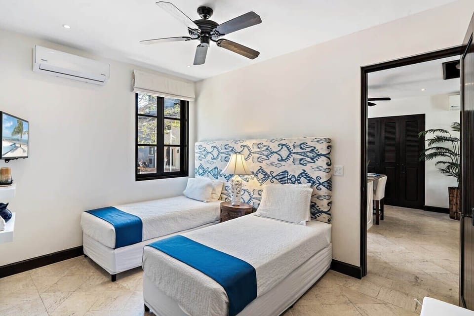 House, Balcony, Ocean View | 2 bedrooms, WiFi (free)