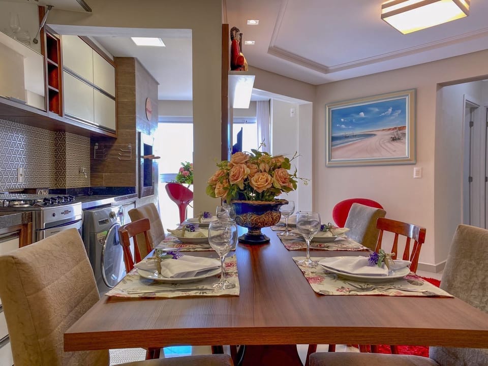 Apartment | Dining