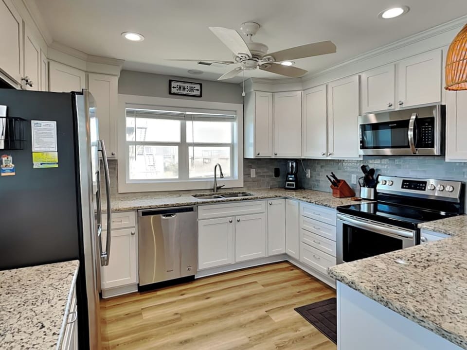 Studio (3 Bedrooms) | Property amenity