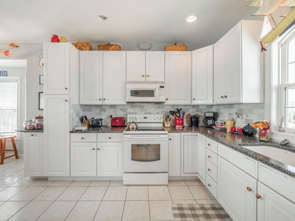 Studio (4 Bedrooms) | Property amenity