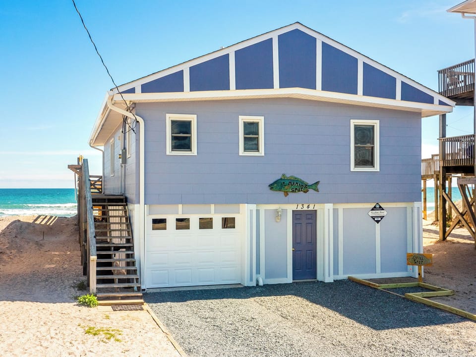 Studio (3 Bedrooms) | Front of property