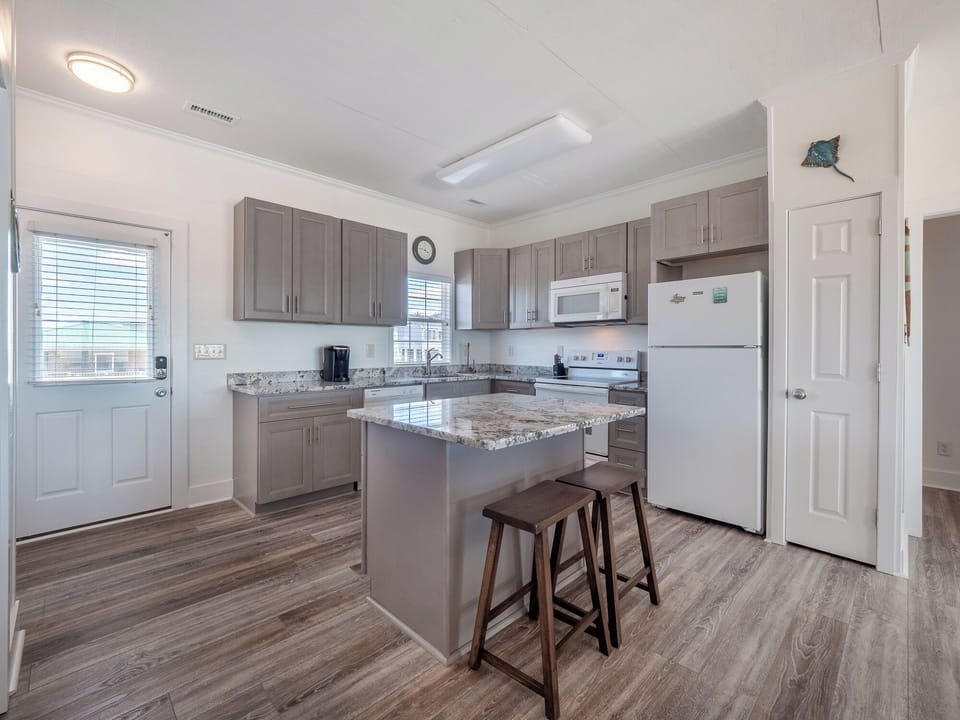 Studio (4 Bedrooms) | Property amenity