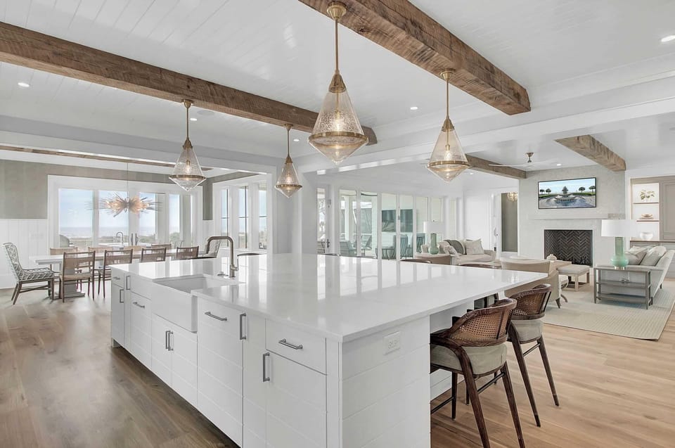 House (6 Bedrooms) | Interior
