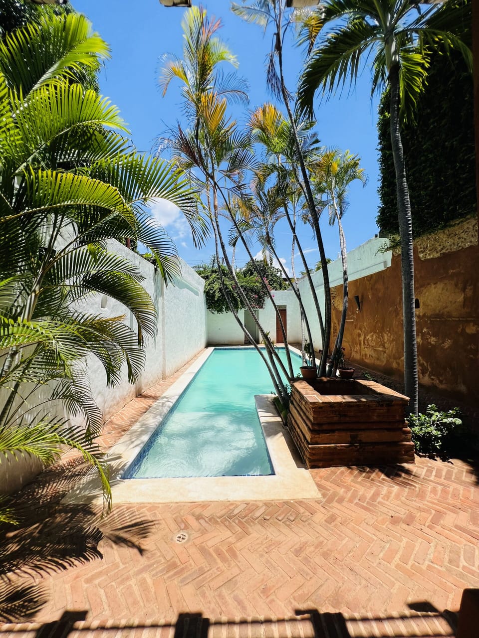 Outdoor pool, free cabanas