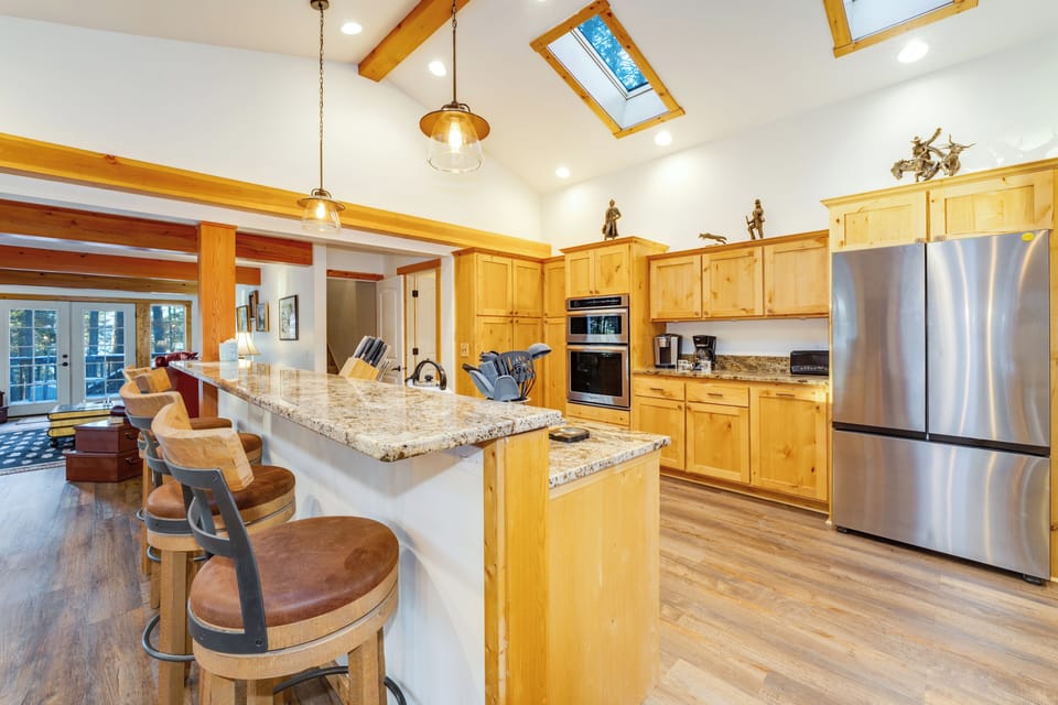 Chefs Dream Kitchen for Entertaining | Main Level