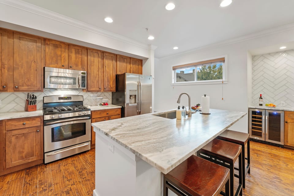 Kitchen Island Seating for 3 | Main Level