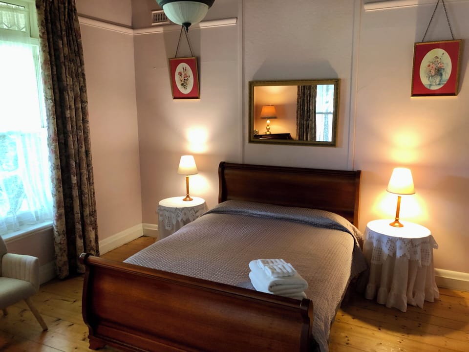 Comfort Double Room | Desk, laptop workspace, blackout drapes, iron/ironing board