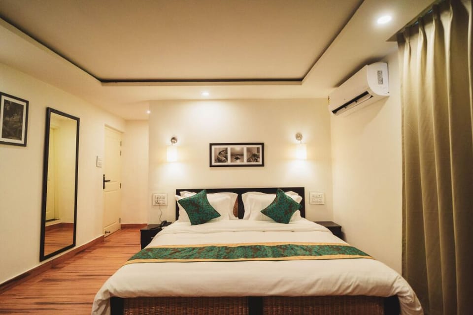Deluxe Room | Desk, WiFi (free)