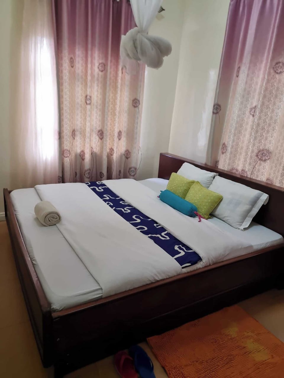 Standard Double Room | Free WiFi, bed sheets