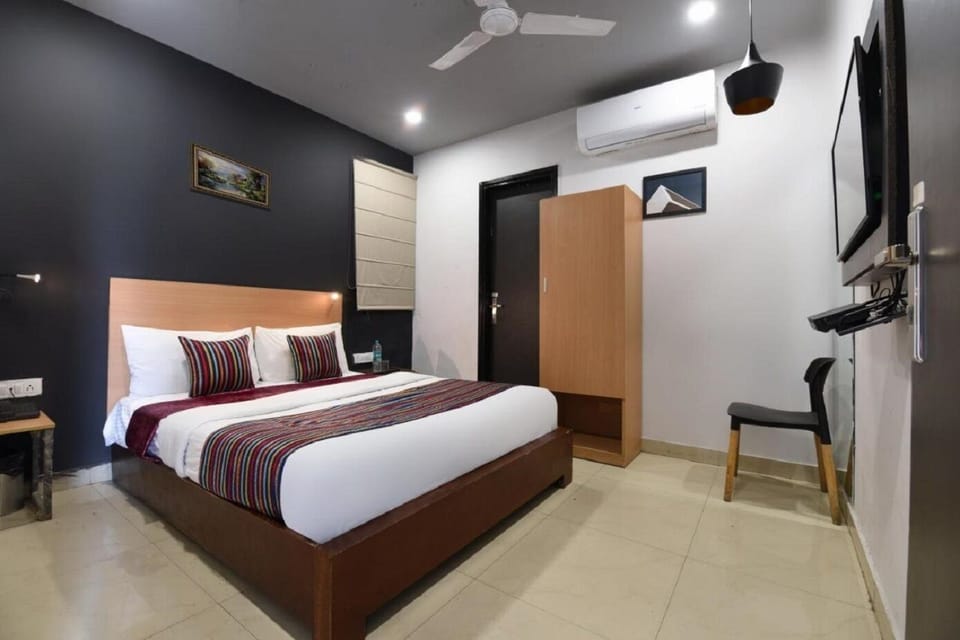 Deluxe Room | Premium bedding, soundproofing, free WiFi, bed sheets